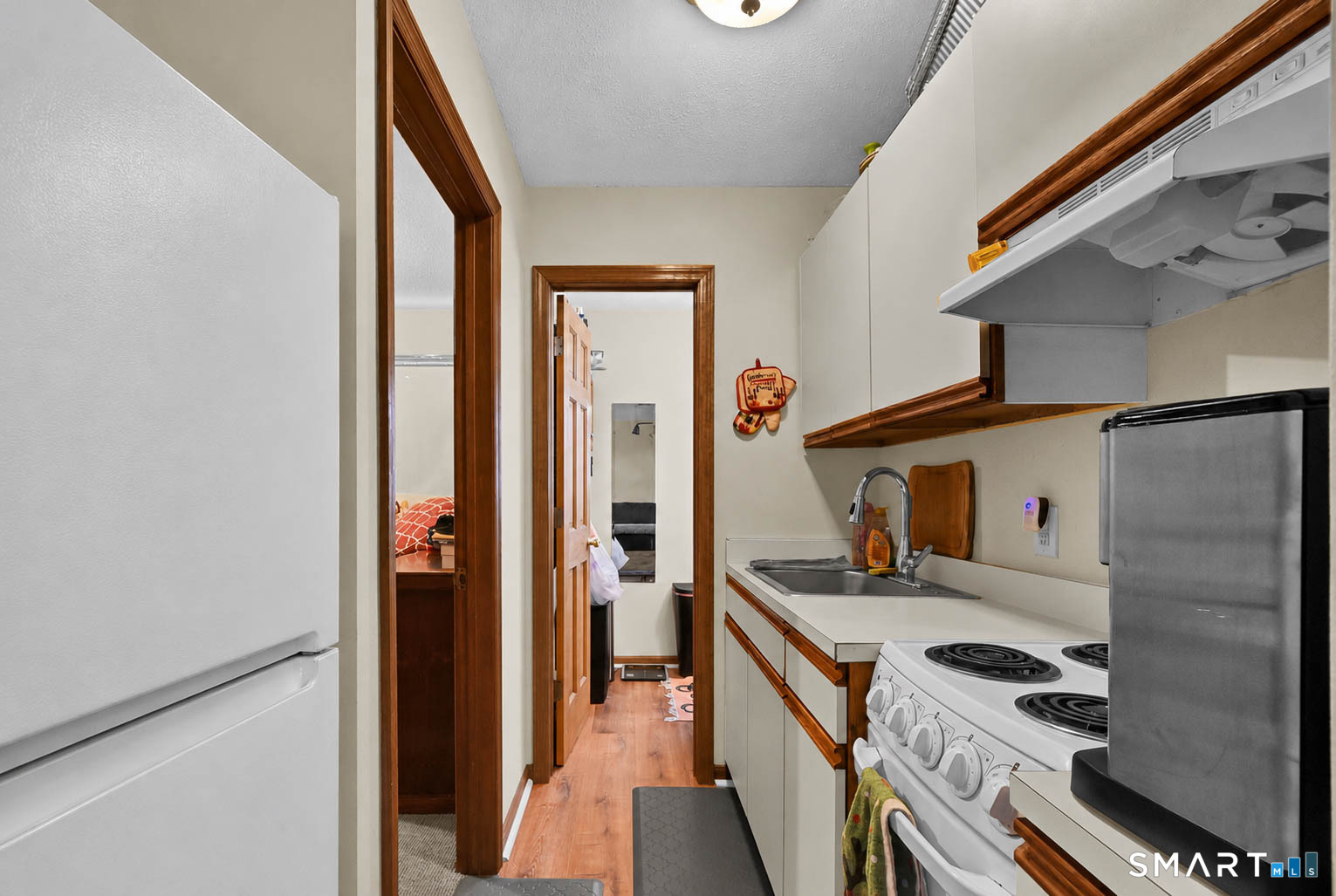 31 Cleveland Street Danbury CT 06810