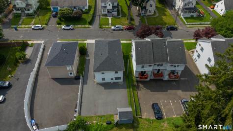 31 Cleveland Street Danbury CT 06810