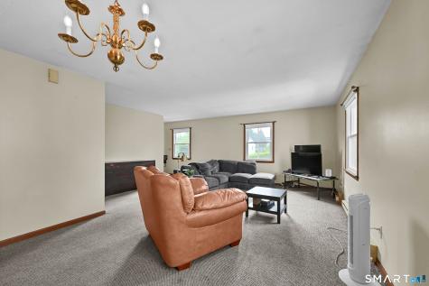 31 Cleveland Street Danbury CT 06810