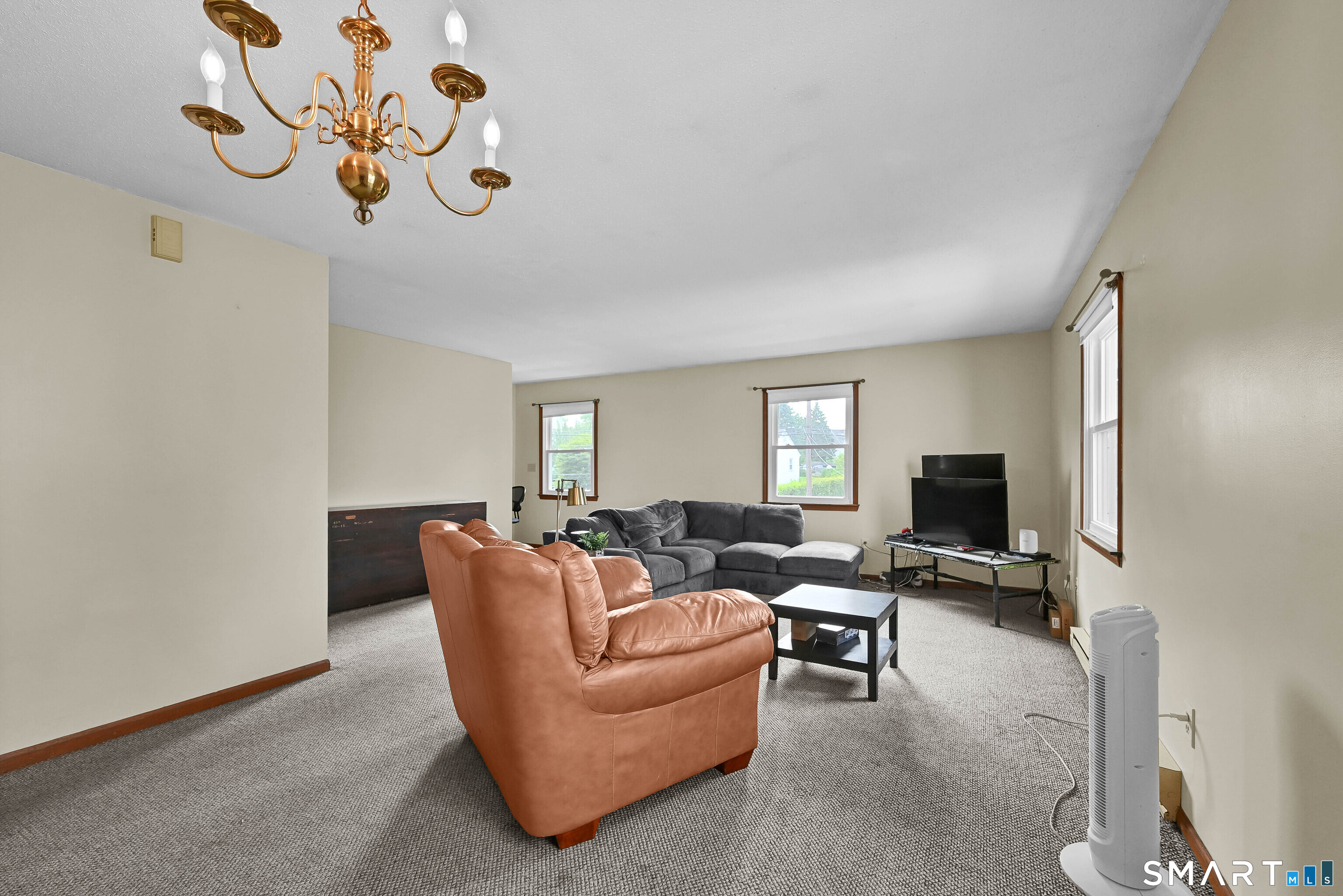 31 Cleveland Street Danbury CT 06810