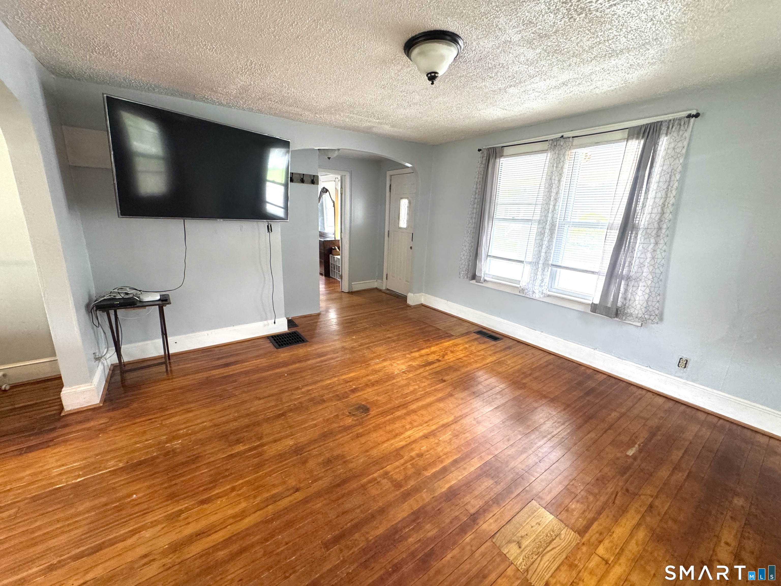 6-8 Vose Street Ansonia CT 06401