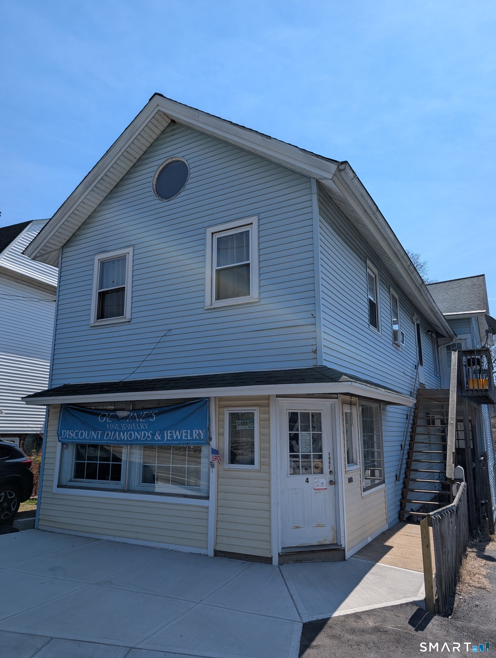 4 Summit Street East Hampton CT 06424