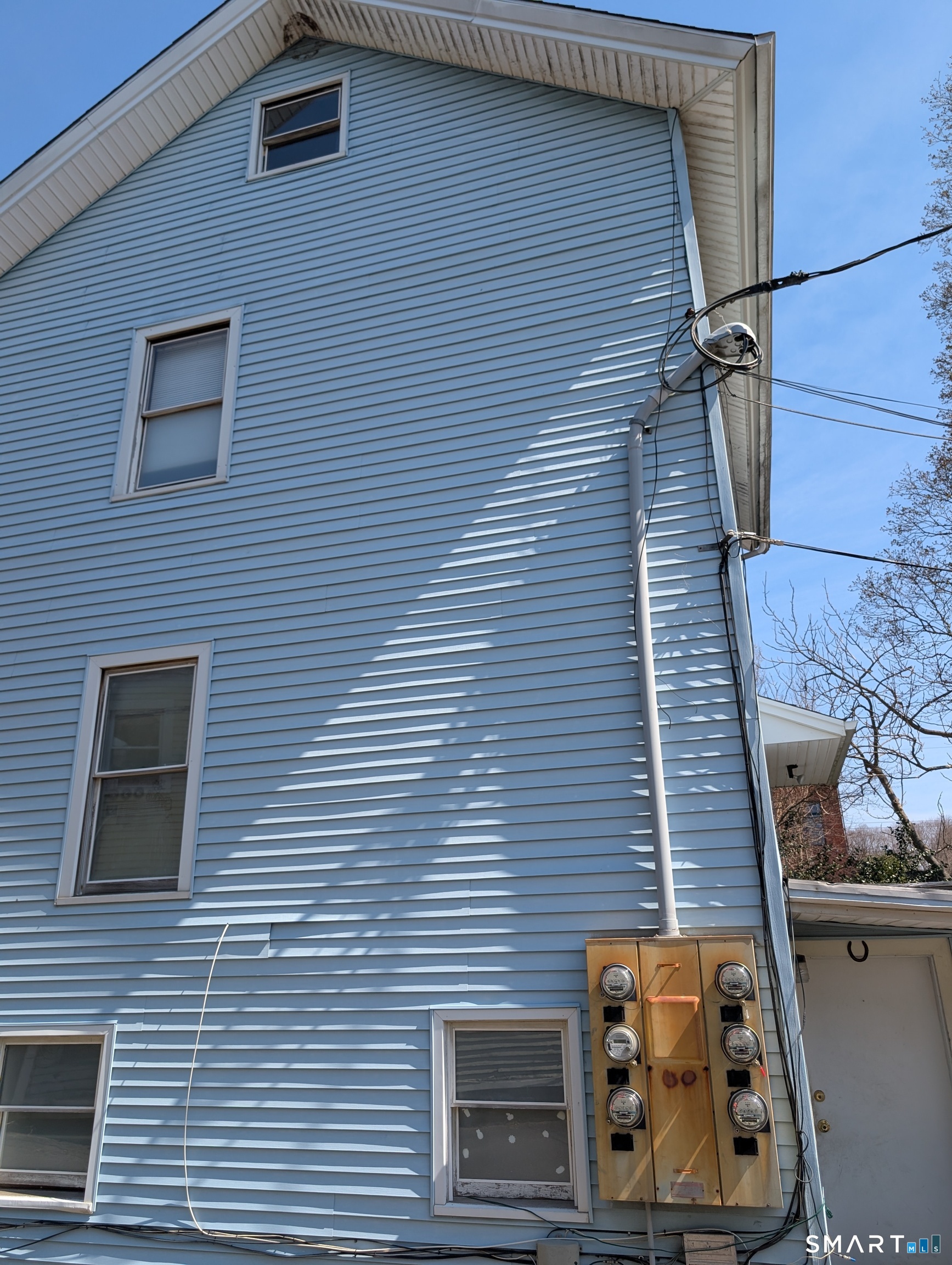 4 Summit Street East Hampton CT 06424