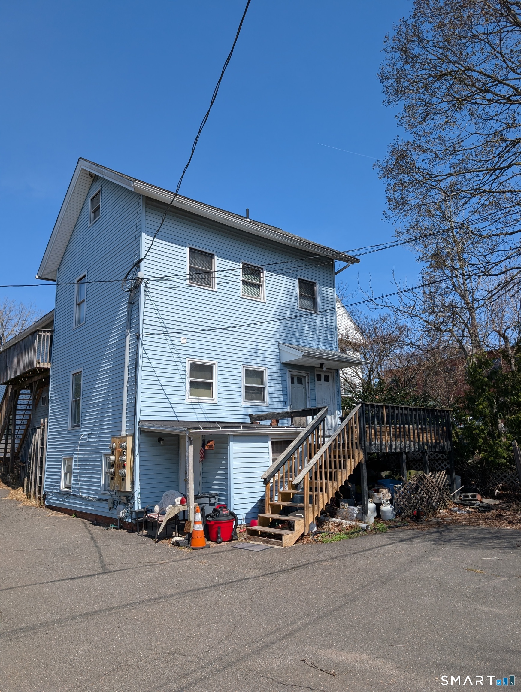 4 Summit Street East Hampton CT 06424