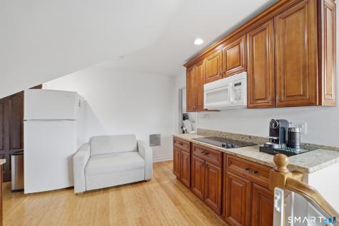 128 Van Buskirk Avenue Stamford CT 06902