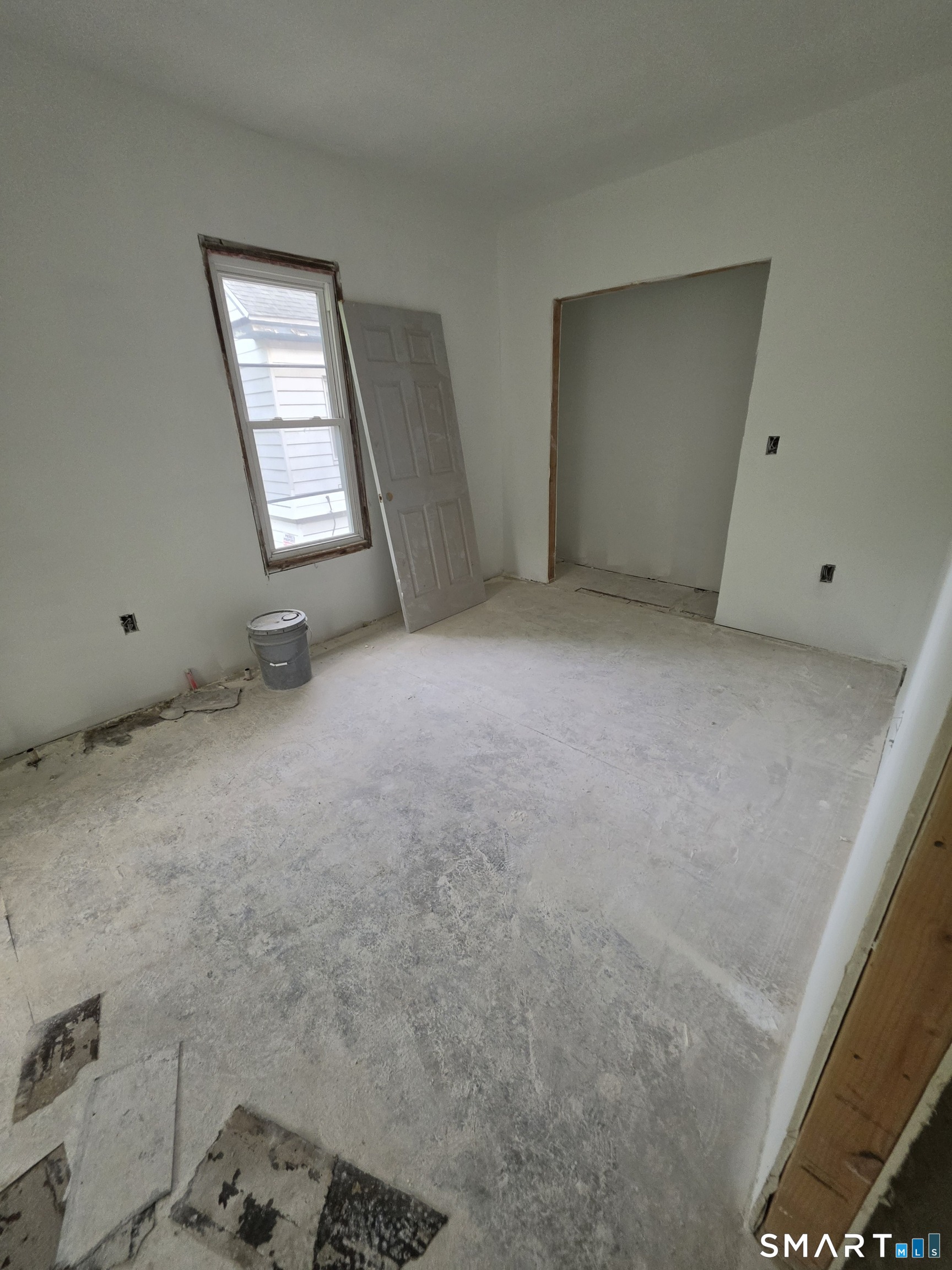 824 Albany Avenue Hartford CT 06112