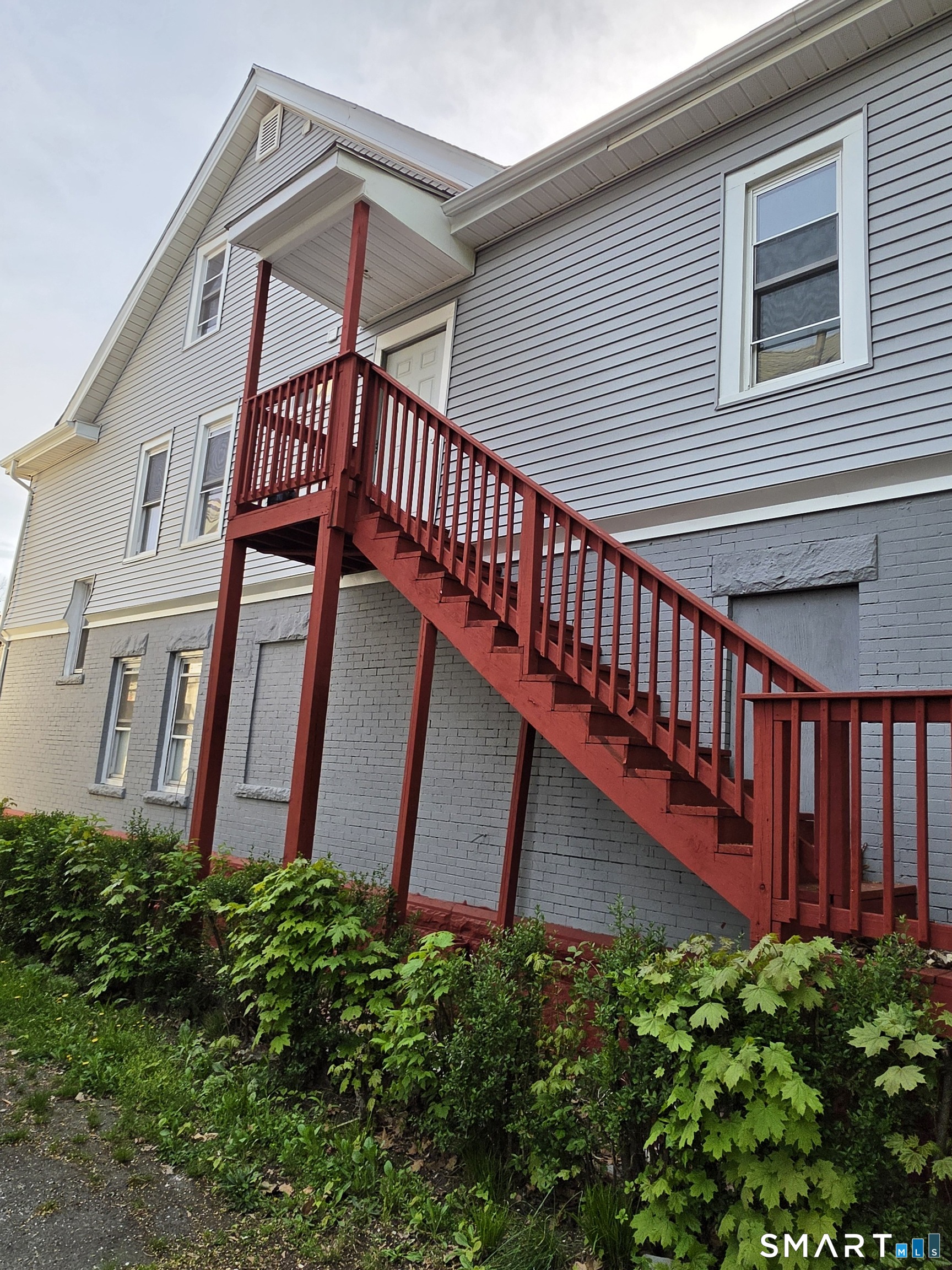 824 Albany Avenue Hartford CT 06112