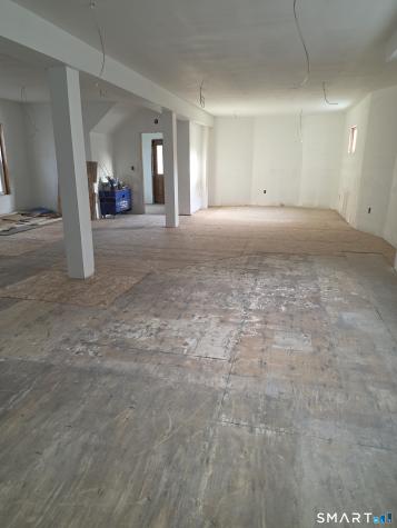 824 Albany Avenue Hartford CT 06112