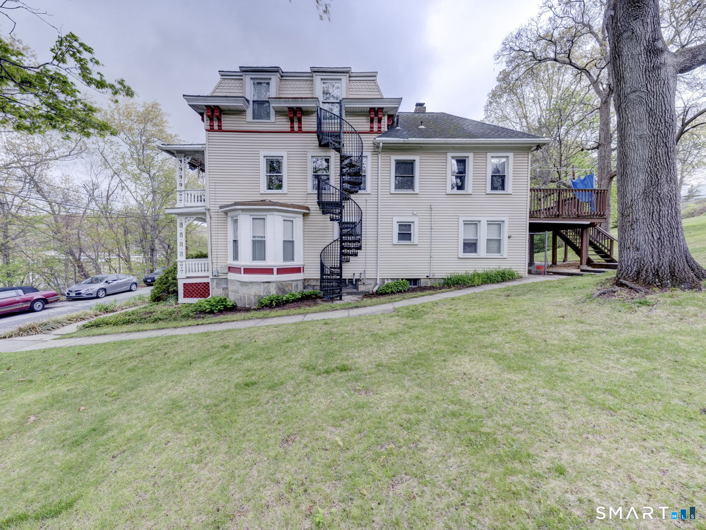 90 Humphrey Street Seymour CT 06483