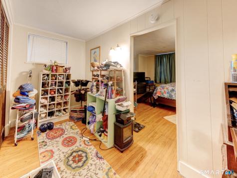 90 Humphrey Street Seymour CT 06483