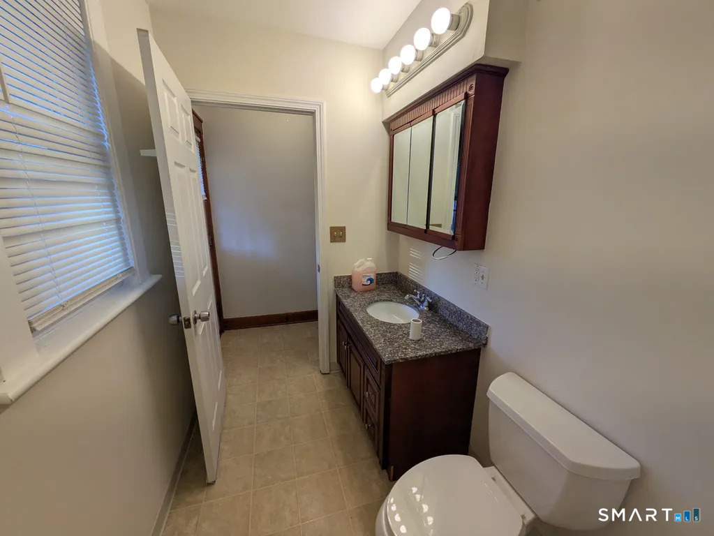 73 Root Avenue Ansonia CT 06401
