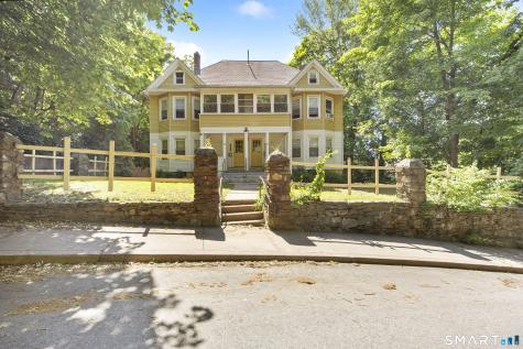 12 Arch Street Manchester CT 06040