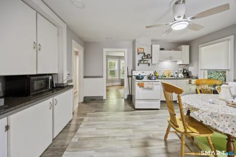 12 Arch Street Manchester CT 06040