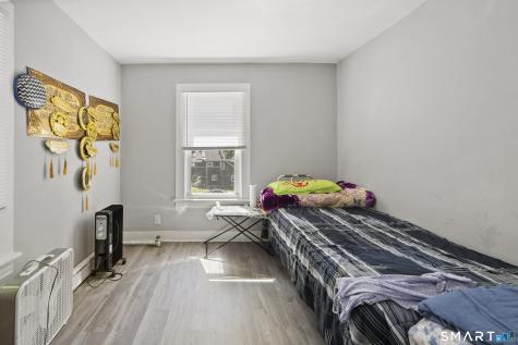 12 Arch Street Manchester CT 06040