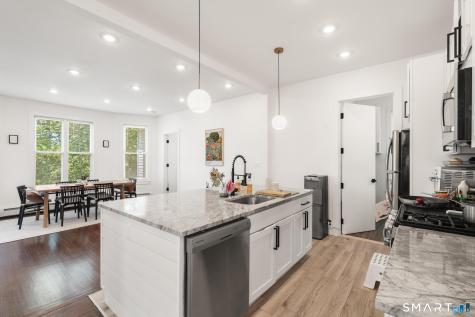 682 Whitney Avenue New Haven CT 06511