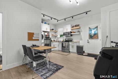 682 Whitney Avenue New Haven CT 06511