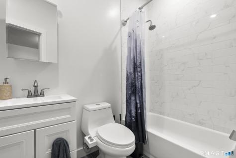 682 Whitney Avenue New Haven CT 06511