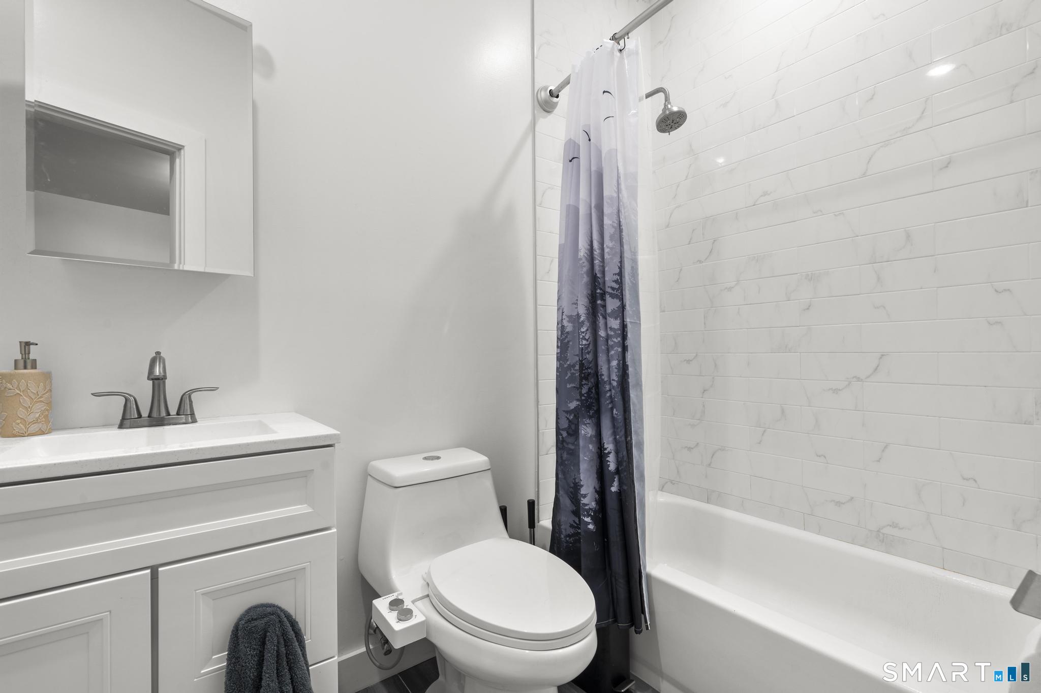 682 Whitney Avenue New Haven CT 06511