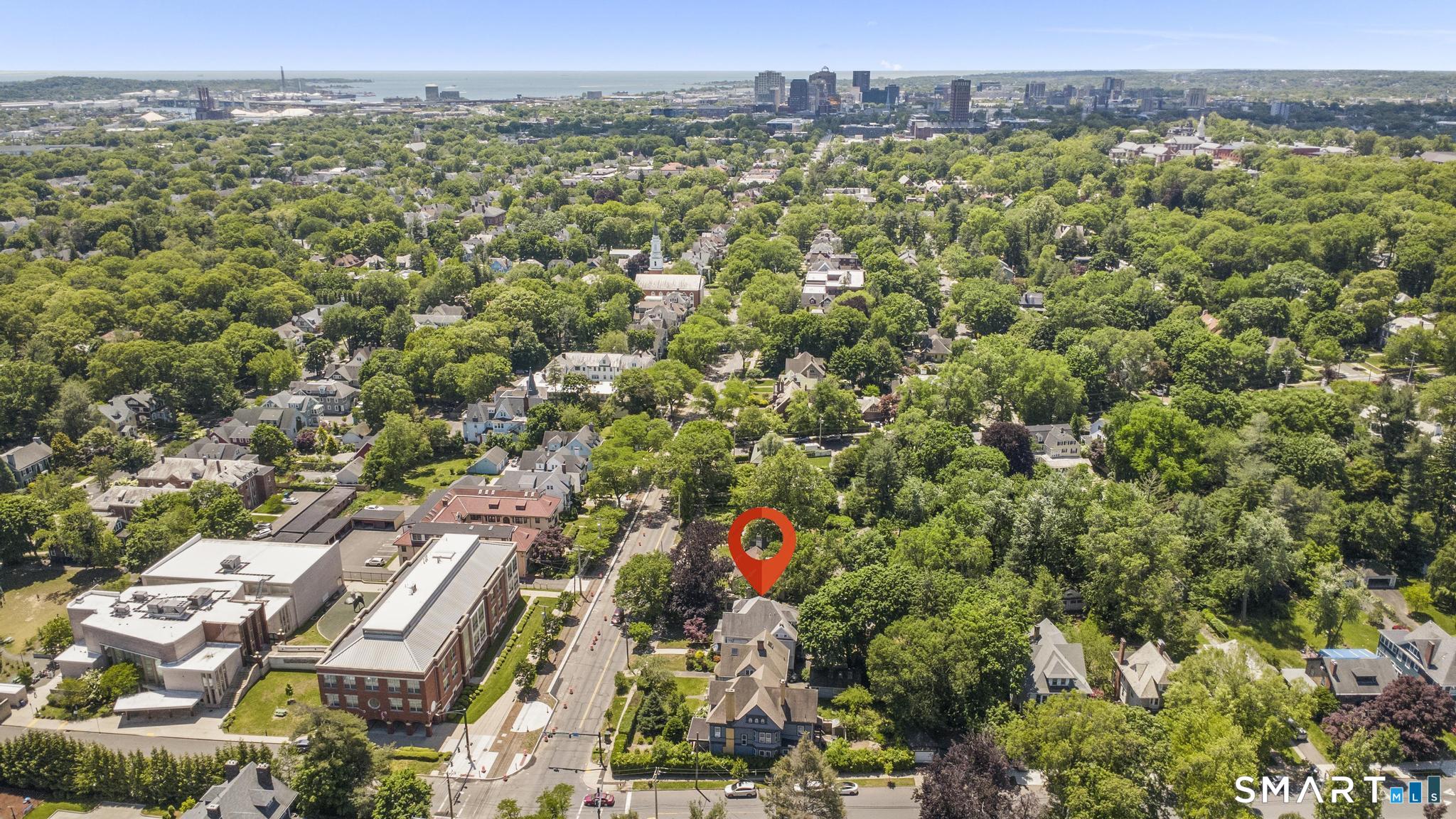 682 Whitney Avenue New Haven CT 06511
