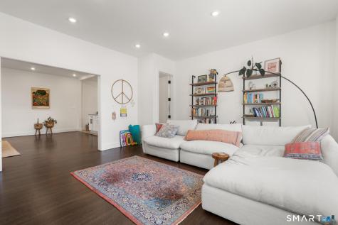 682 Whitney Avenue New Haven CT 06511