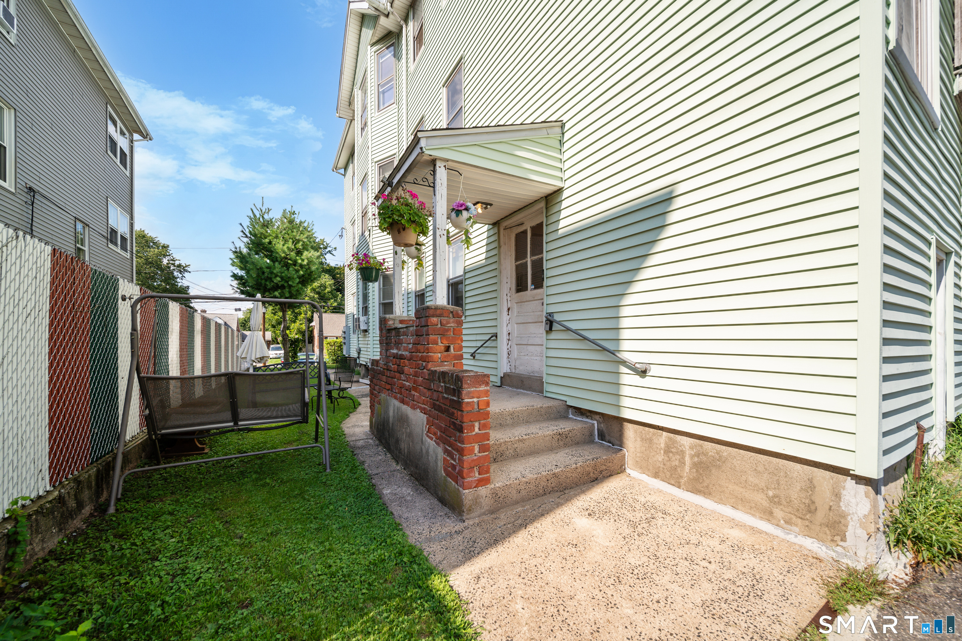 23 Thorniley Street New Britain CT 06051