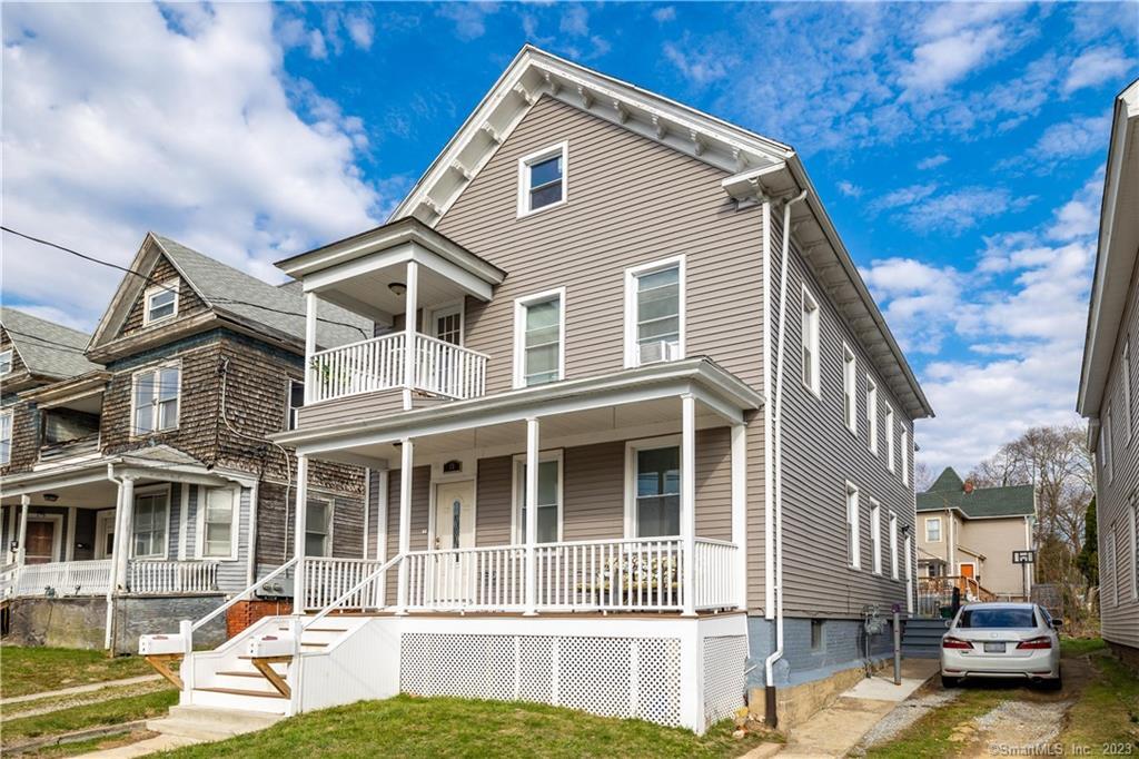 15 Center Street New London CT 06320