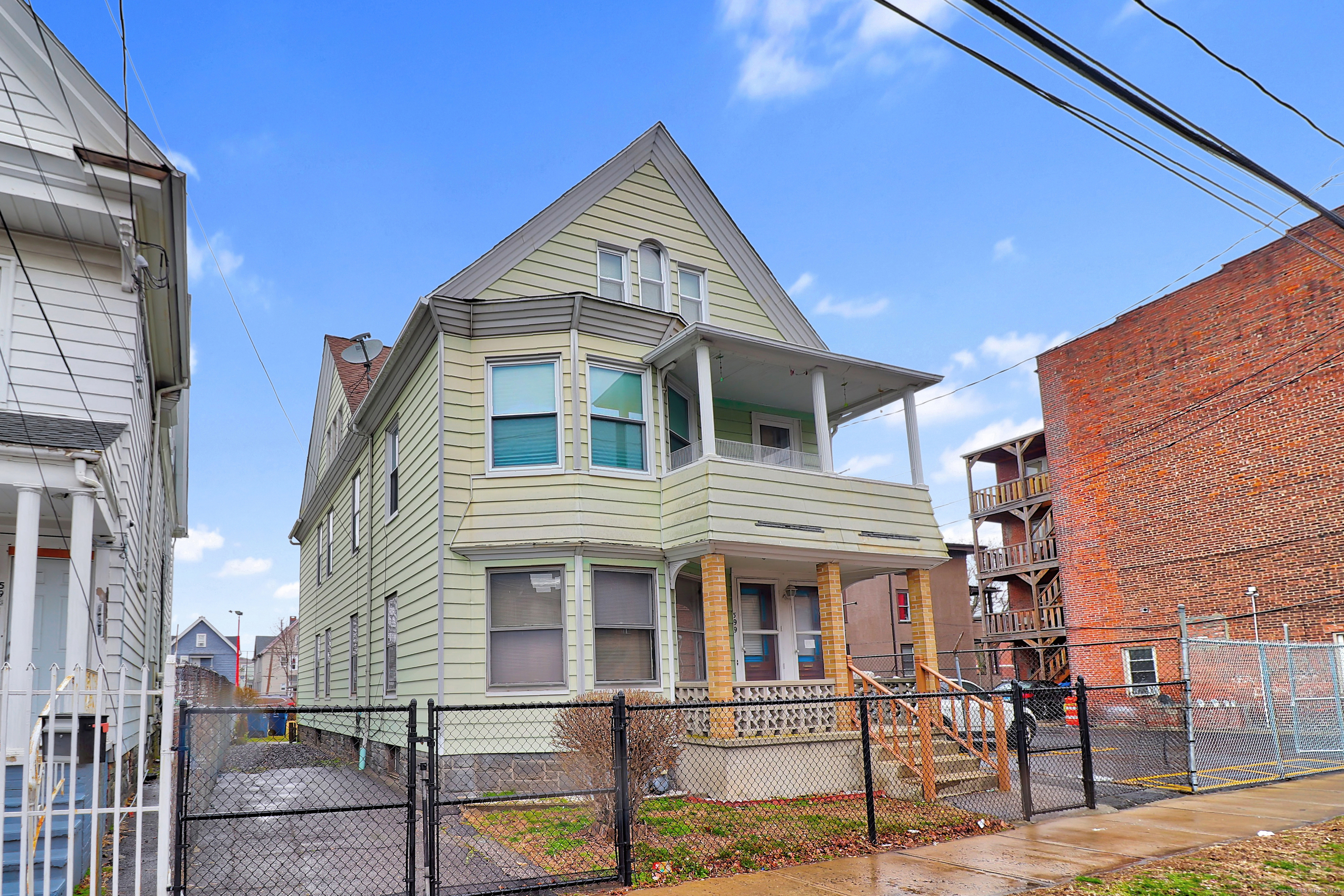 599 Arctic Street Bridgeport CT 06608