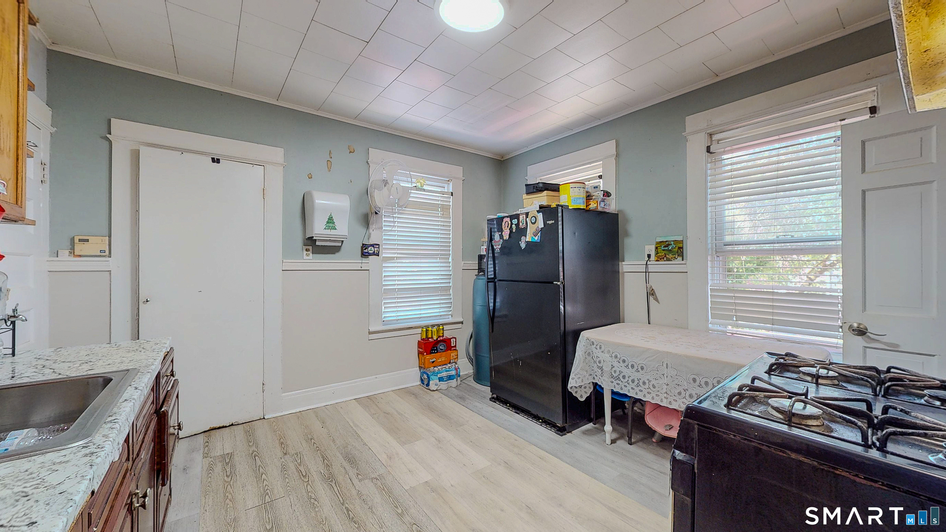 107 Fairview Avenue Bridgeport CT 06606
