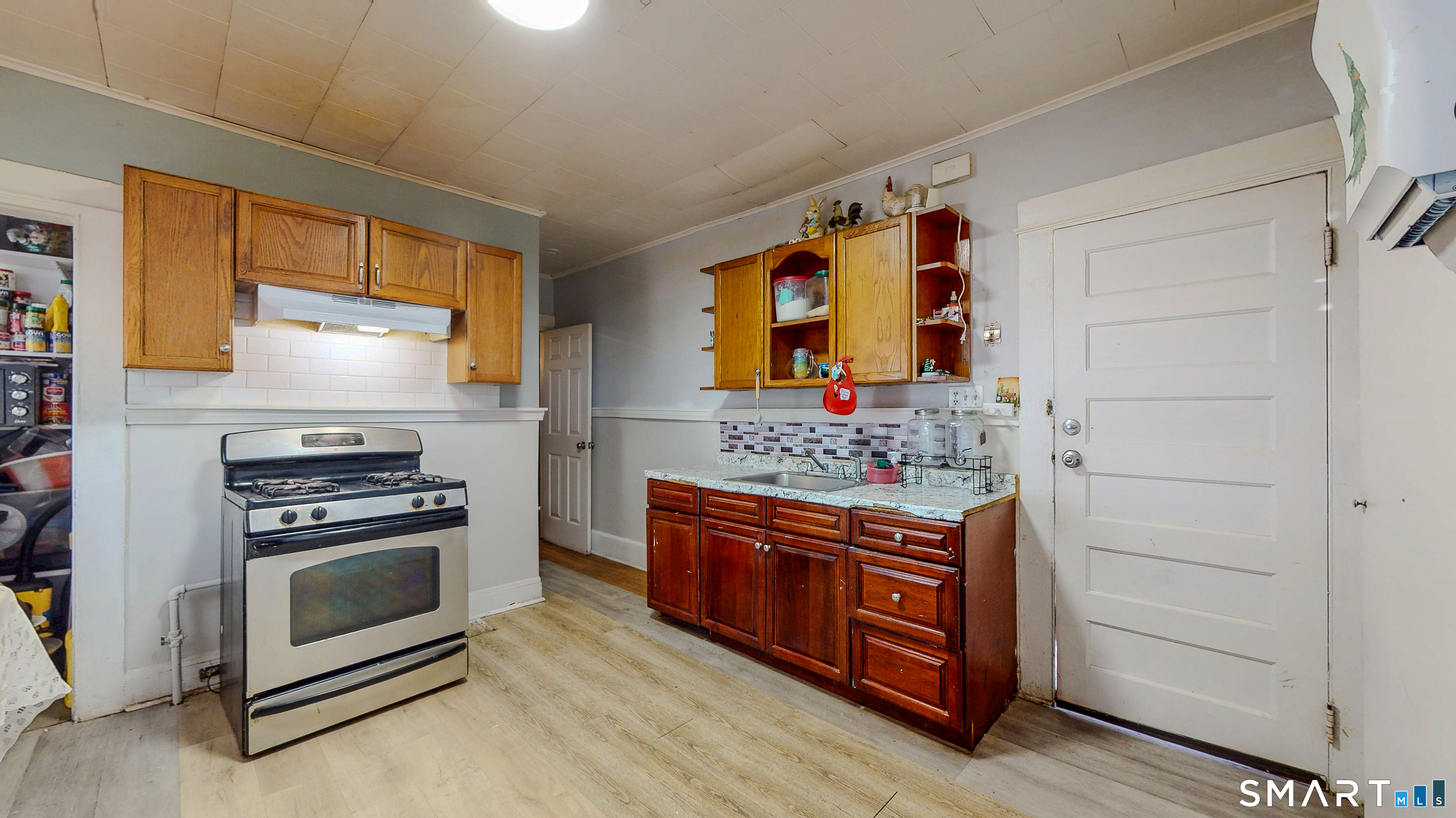 107 Fairview Avenue Bridgeport CT 06606