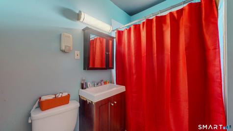 107 Fairview Avenue Bridgeport CT 06606