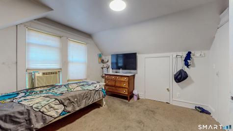 107 Fairview Avenue Bridgeport CT 06606