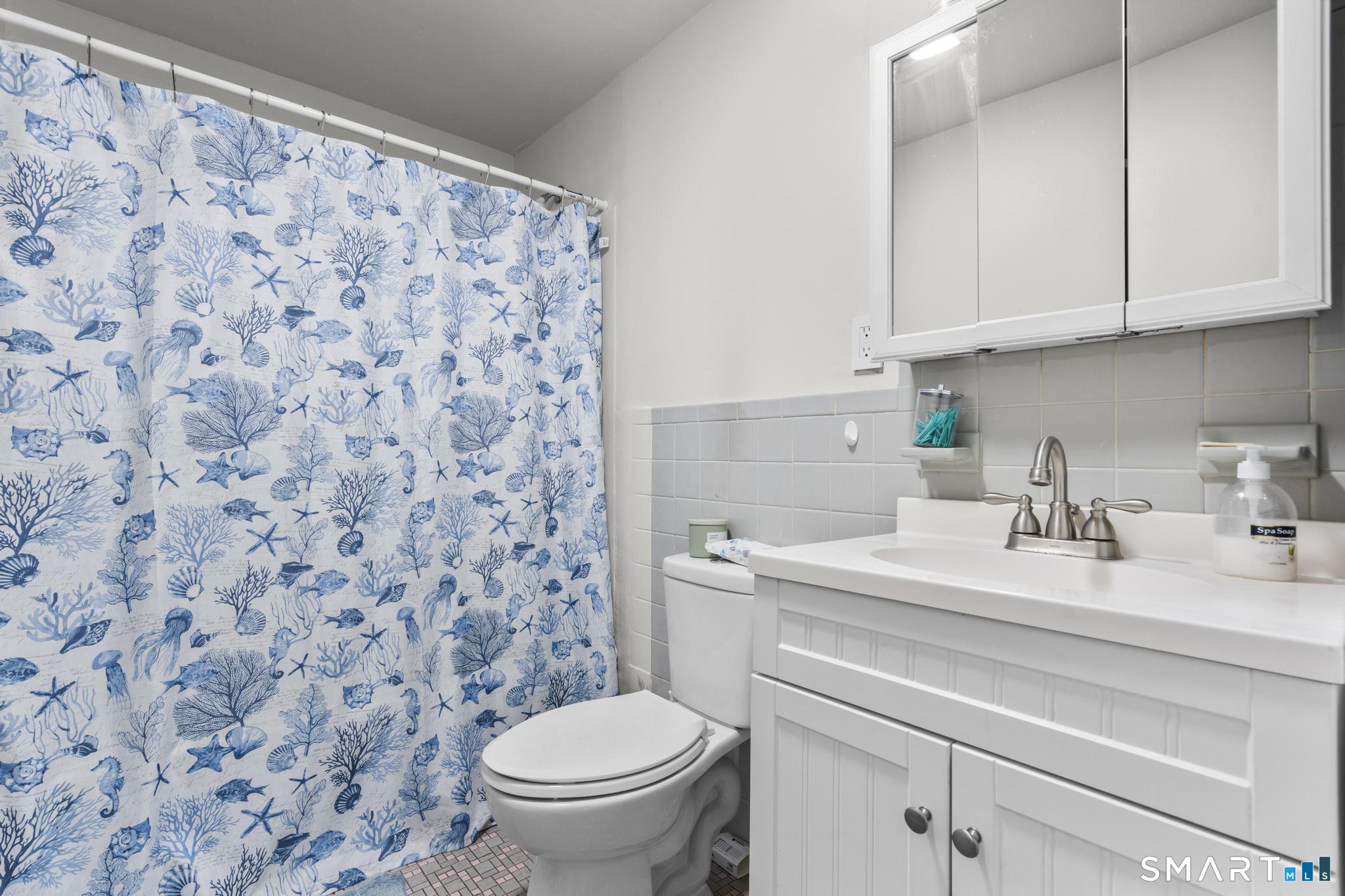 66 Hemingway Avenue East Haven CT 06512