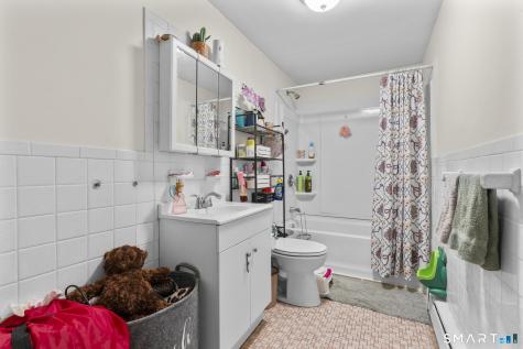 66 Hemingway Avenue East Haven CT 06512