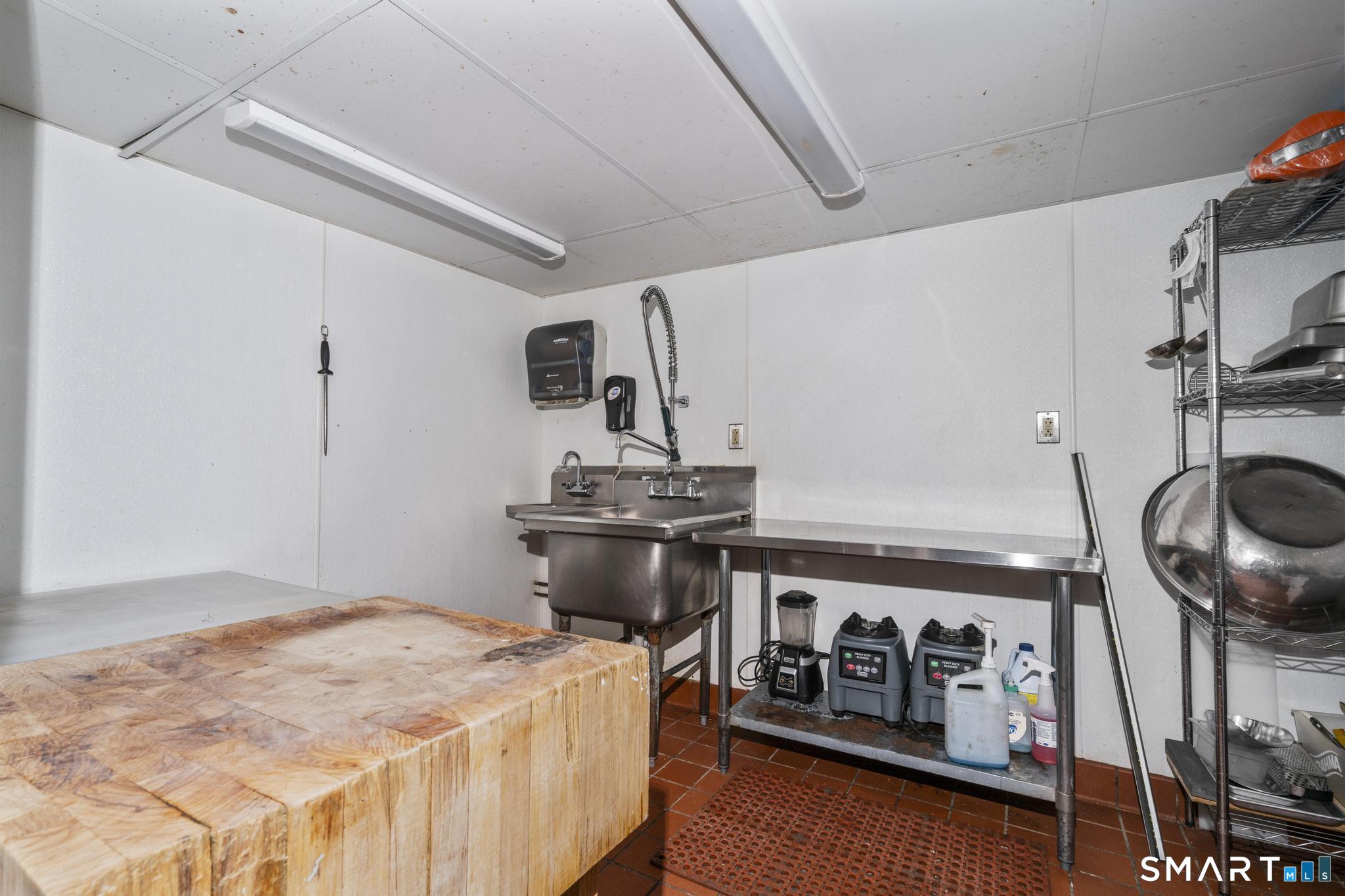 66 Hemingway Avenue East Haven CT 06512