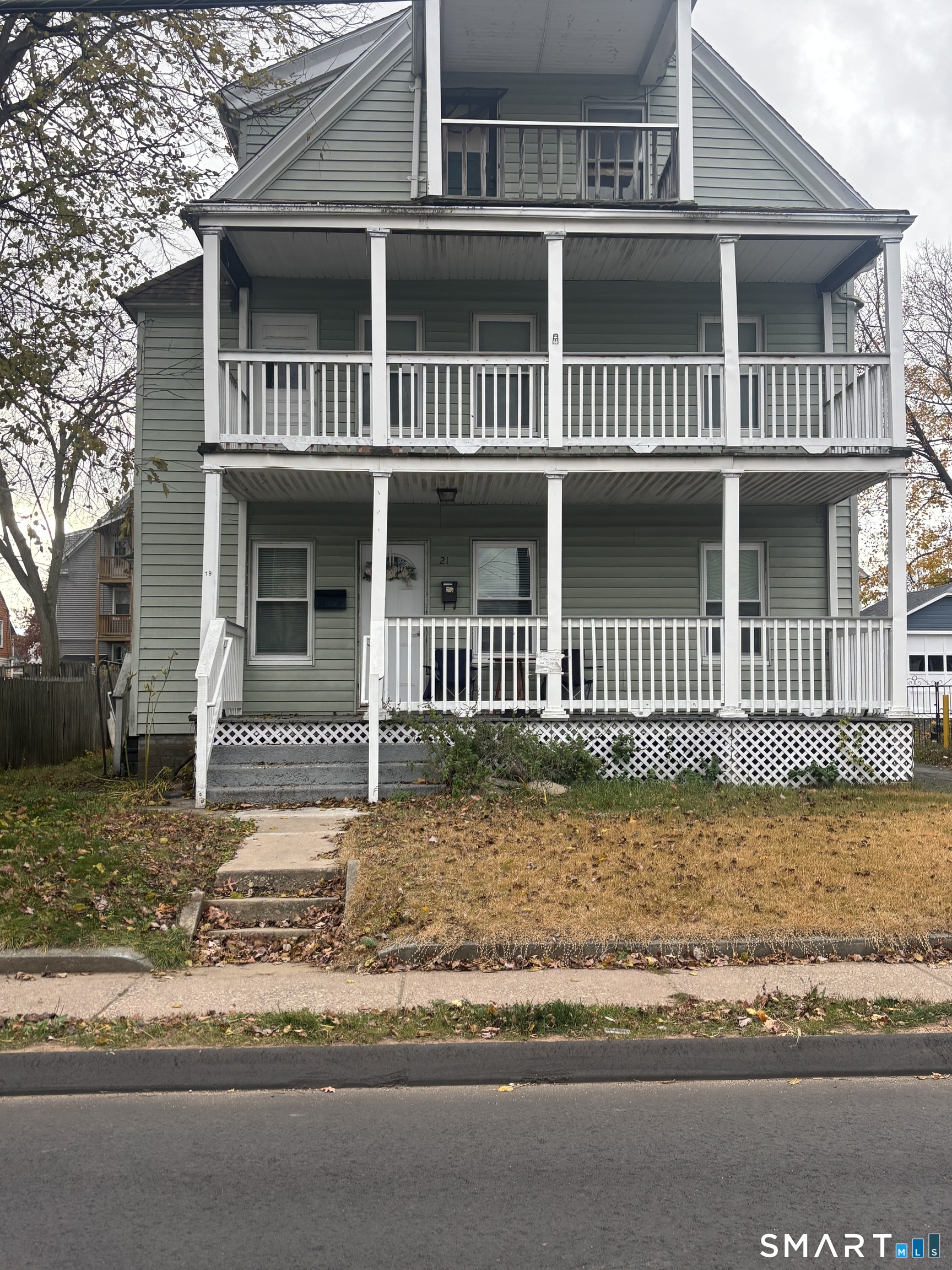 19-21 Moore Avenue East Hartford CT 06108