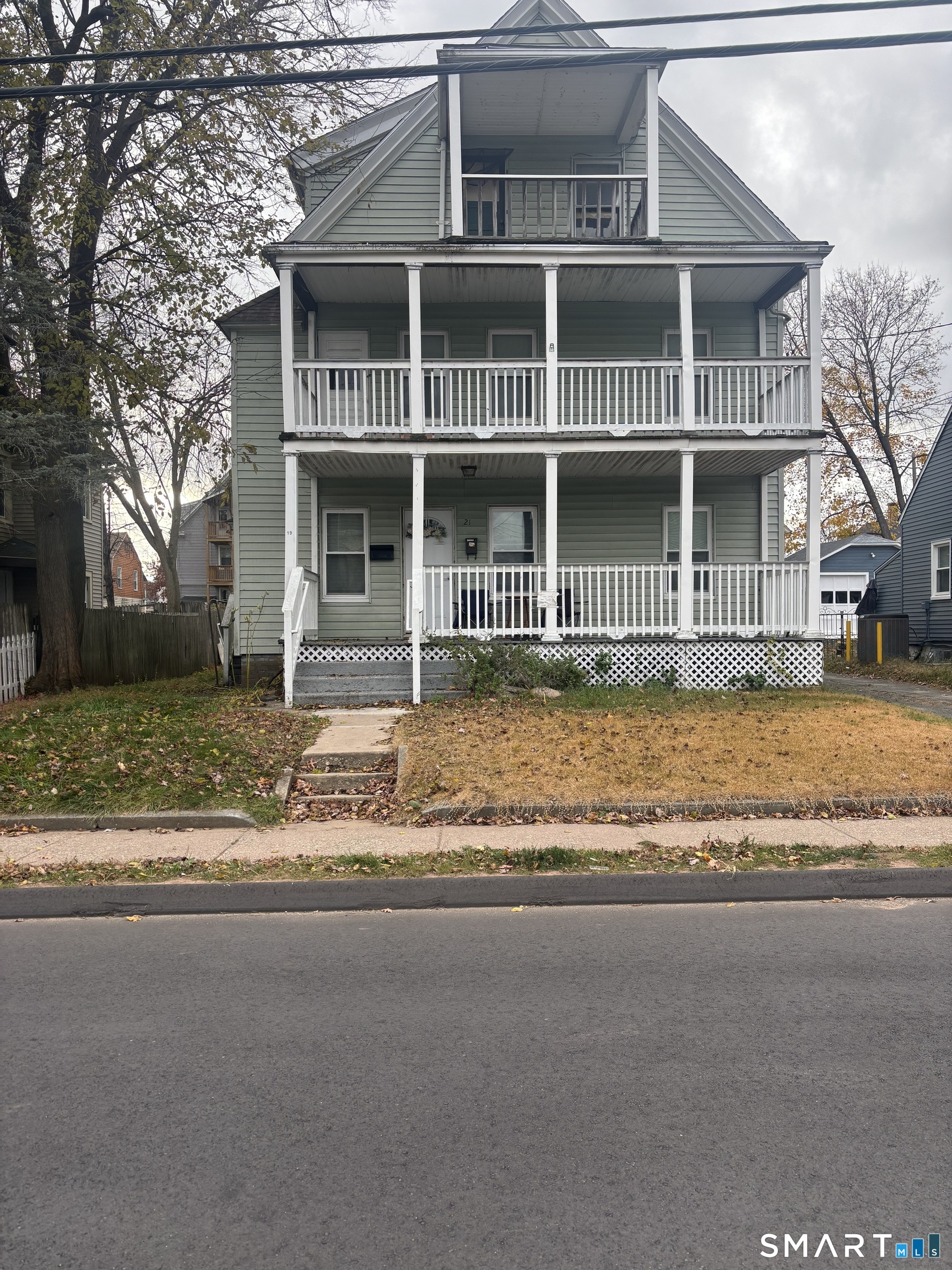 19-21 Moore Avenue East Hartford CT 06108