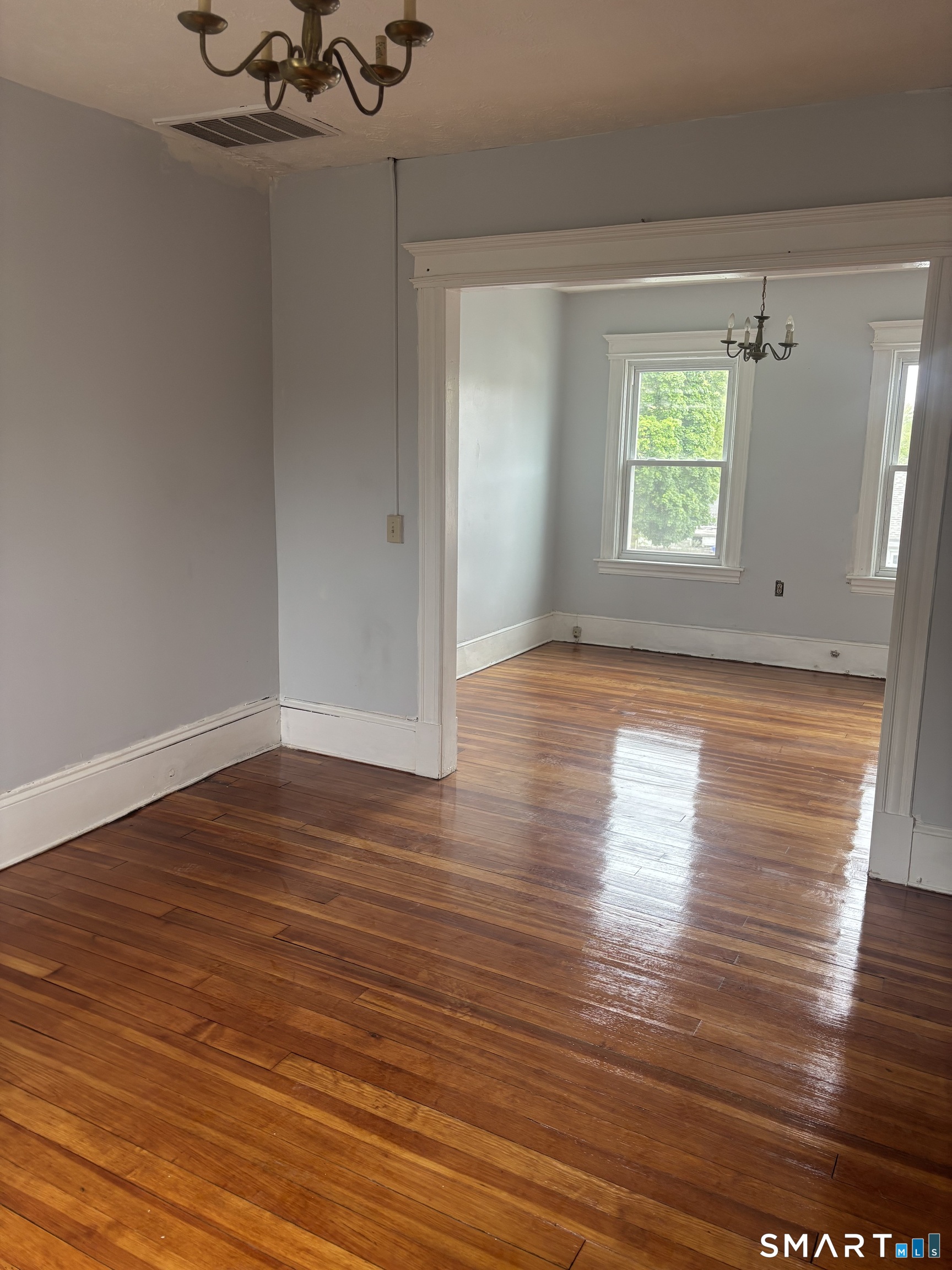 19-21 Moore Avenue East Hartford CT 06108