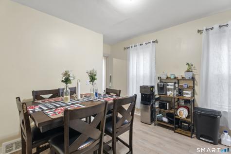 208 Clinton Avenue New Haven CT 06513