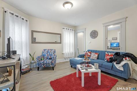 208 Clinton Avenue New Haven CT 06513