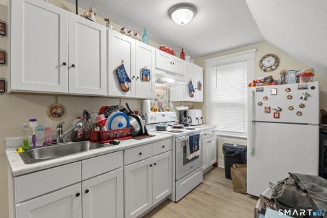 208 Clinton Avenue New Haven CT 06513