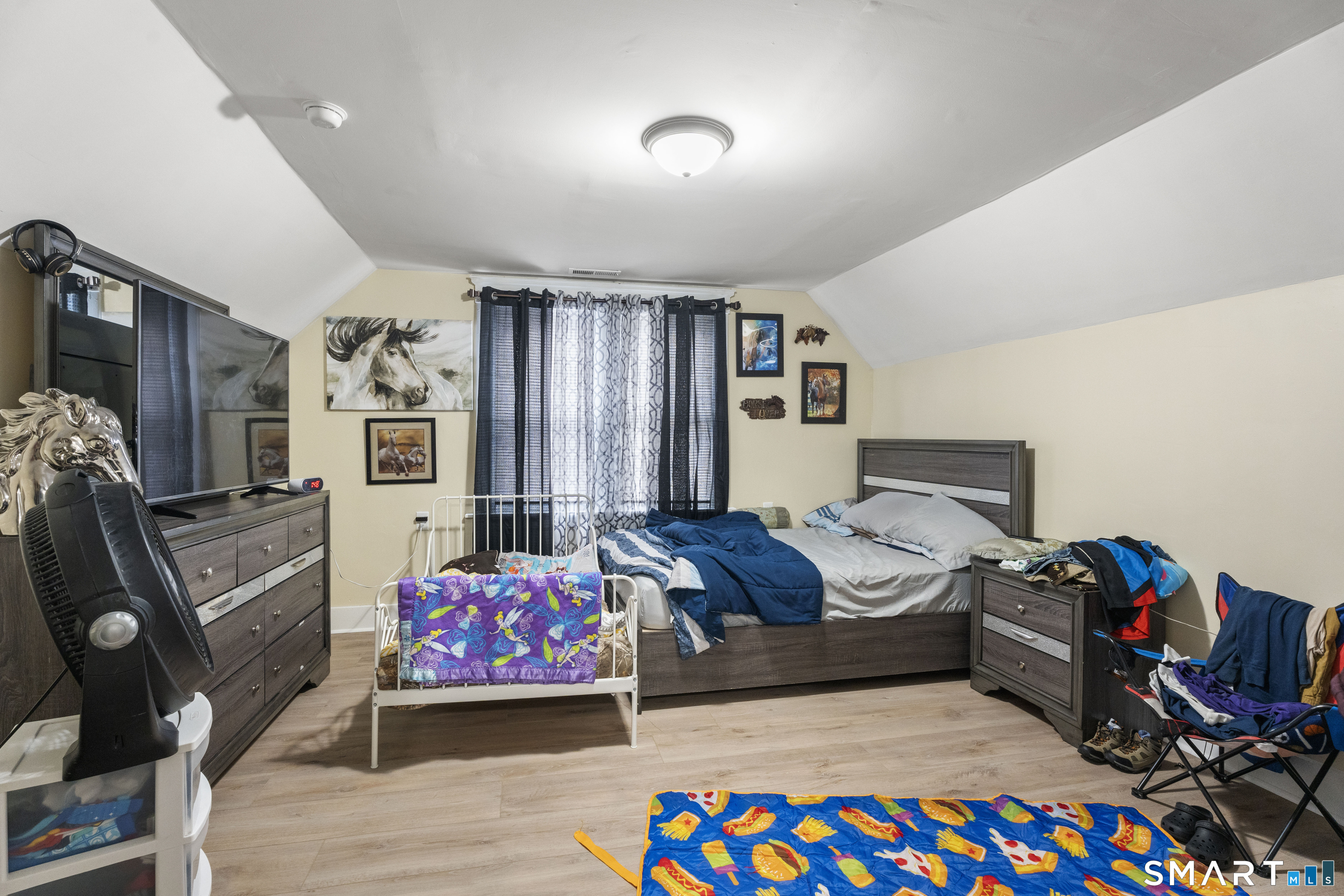 208 Clinton Avenue New Haven CT 06513