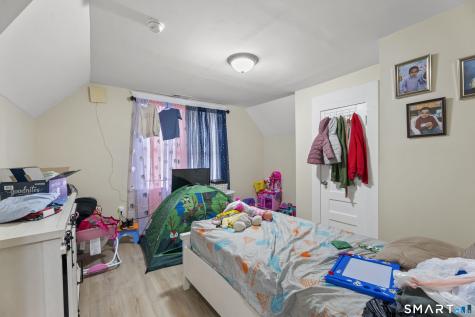 208 Clinton Avenue New Haven CT 06513