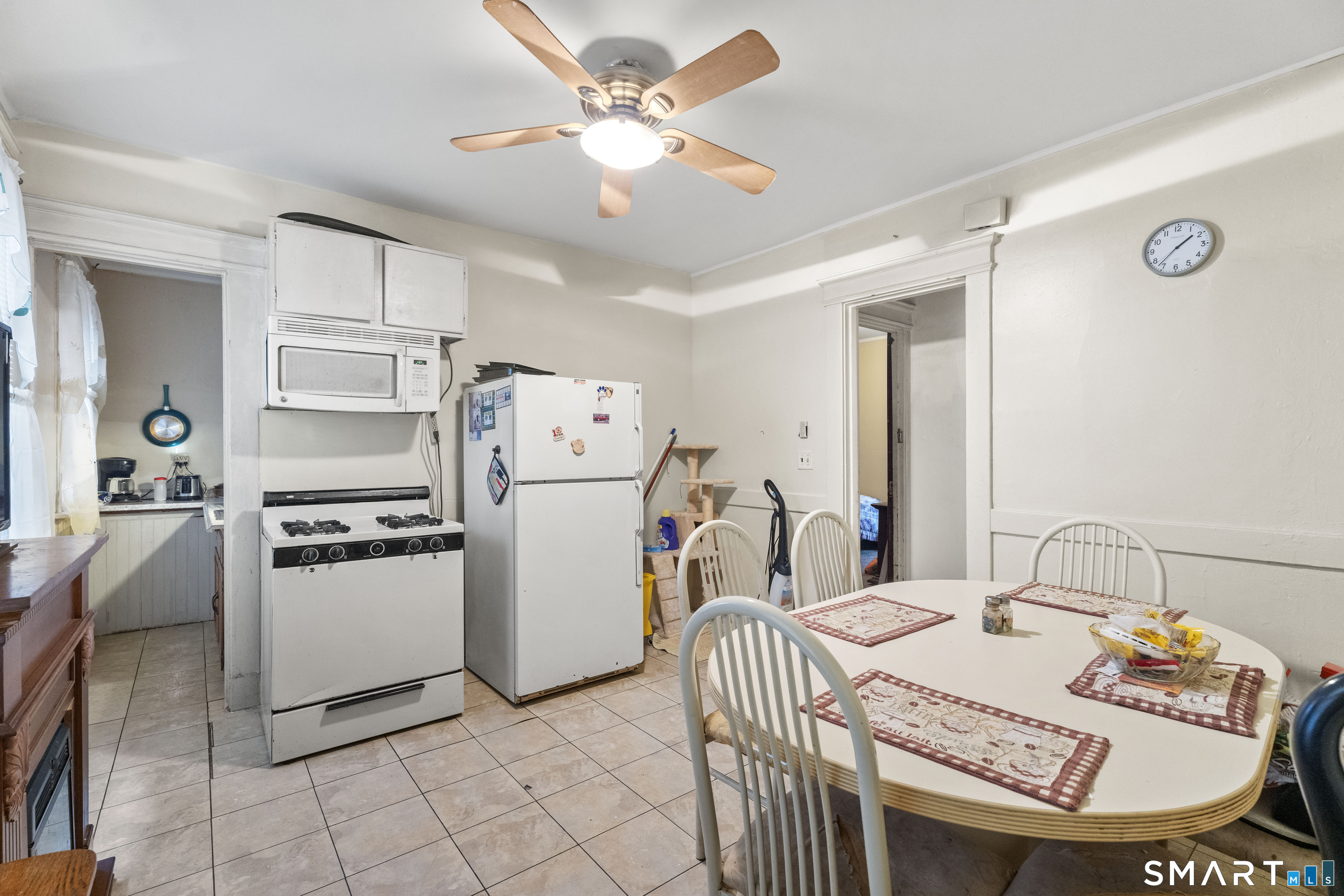 208 Clinton Avenue New Haven CT 06513