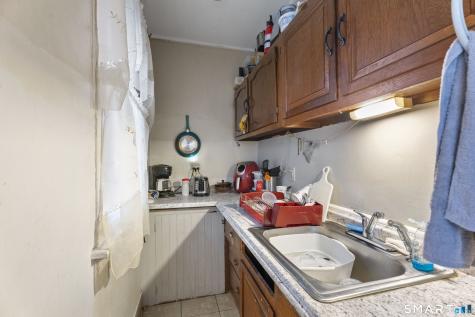 208 Clinton Avenue New Haven CT 06513