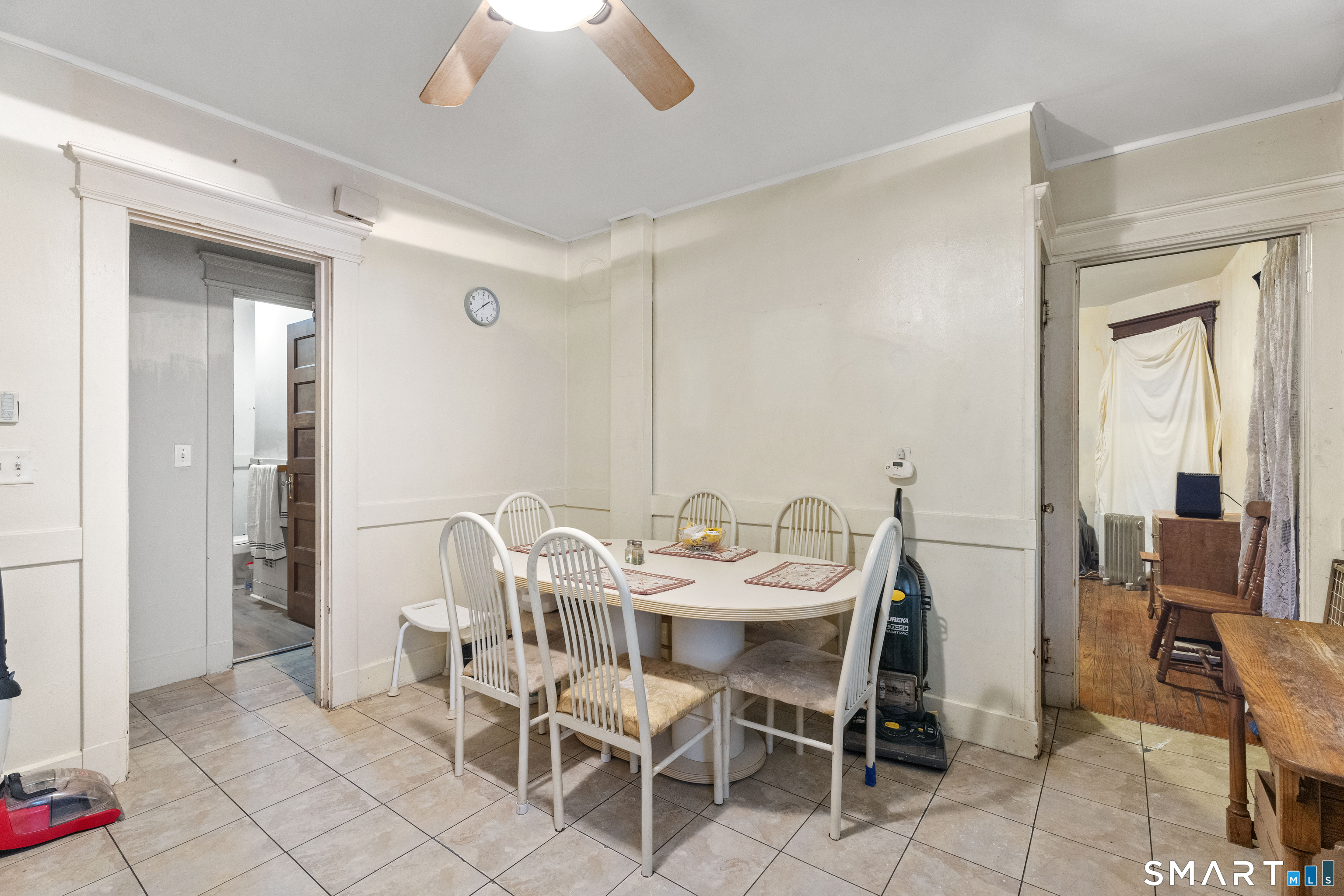 208 Clinton Avenue New Haven CT 06513