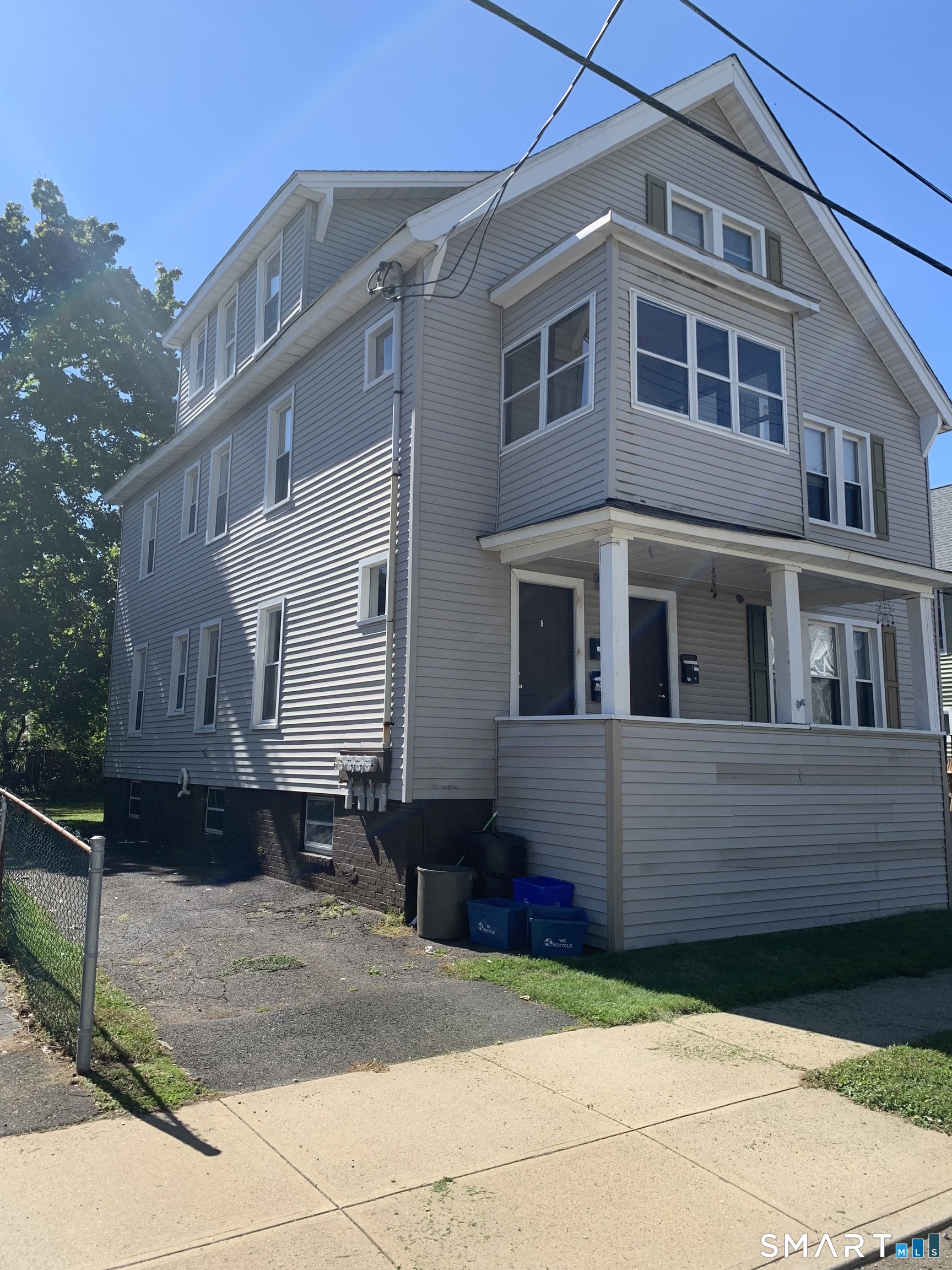 18 Walnut Street West Haven CT 06516