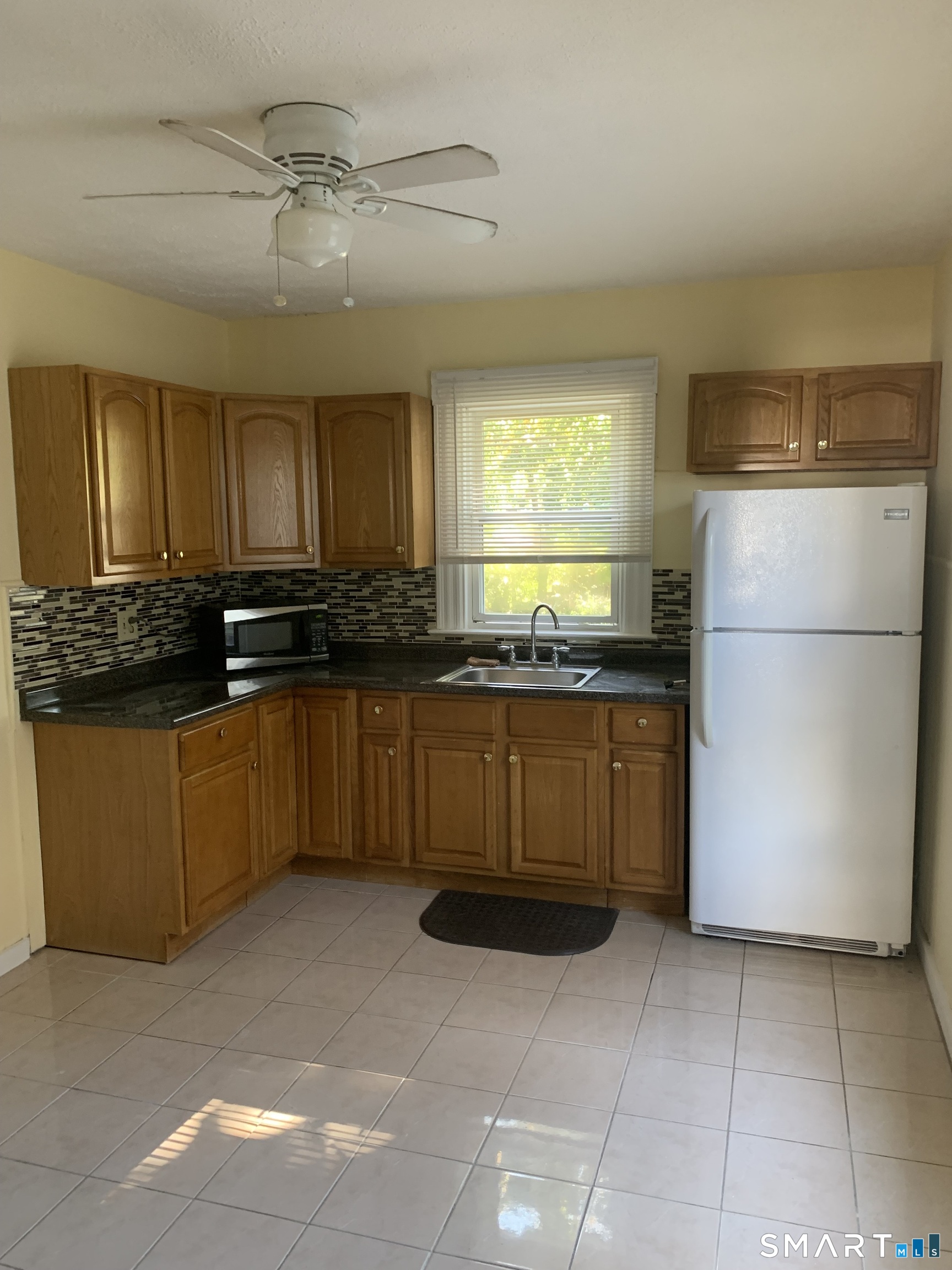 18 Walnut Street West Haven CT 06516