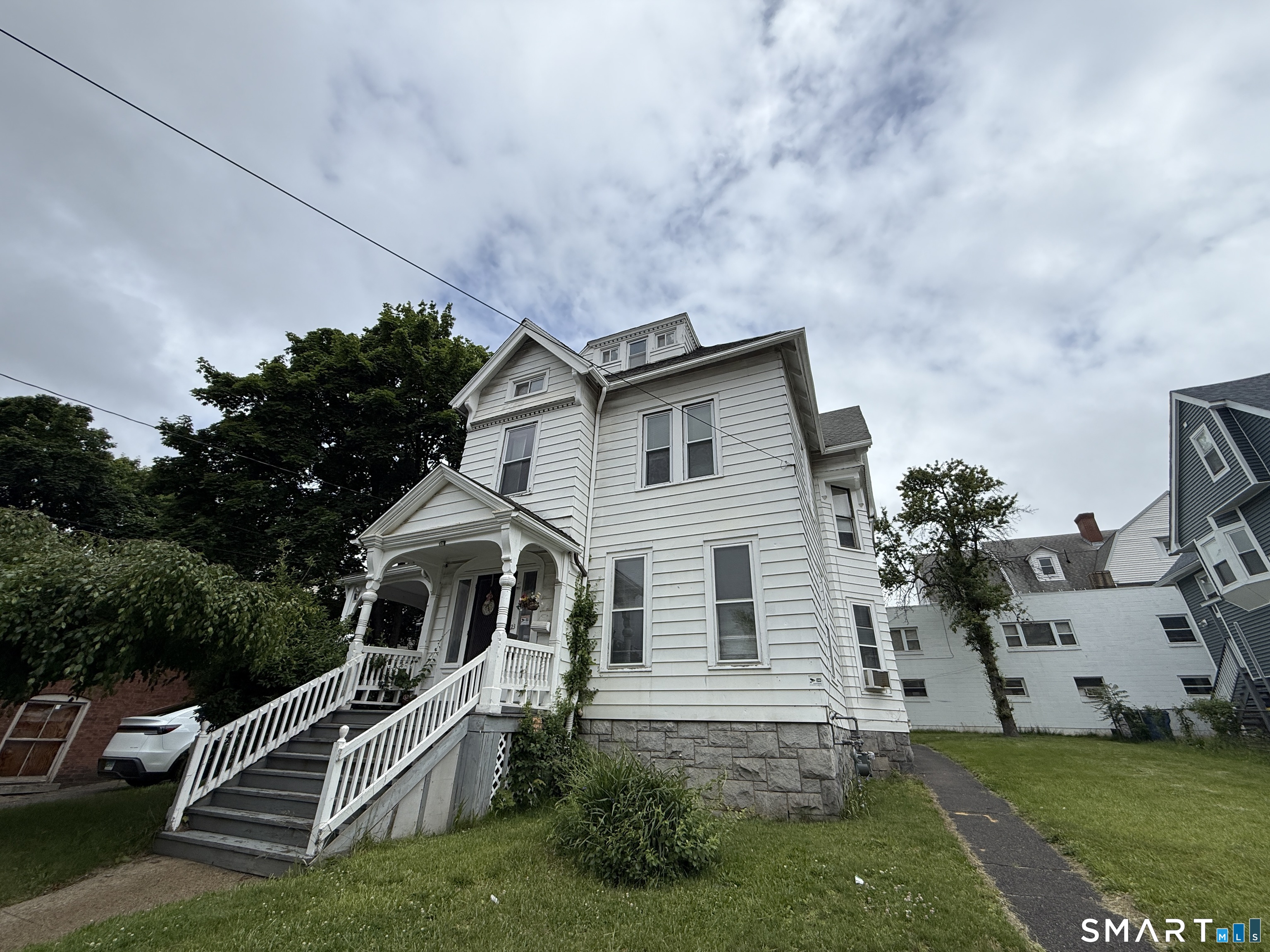 23 Pine Street Waterbury CT 06710