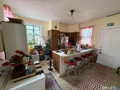 23 Pine Street Waterbury CT 06710