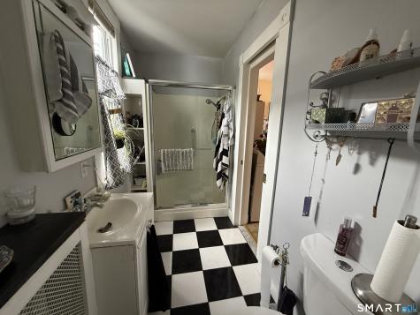 23 Pine Street Waterbury CT 06710